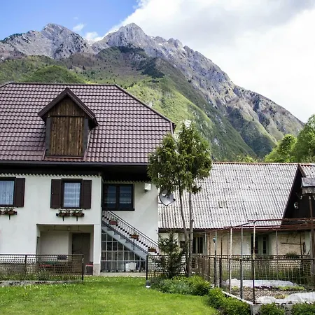 아파트 Apartma Kukc Bovec